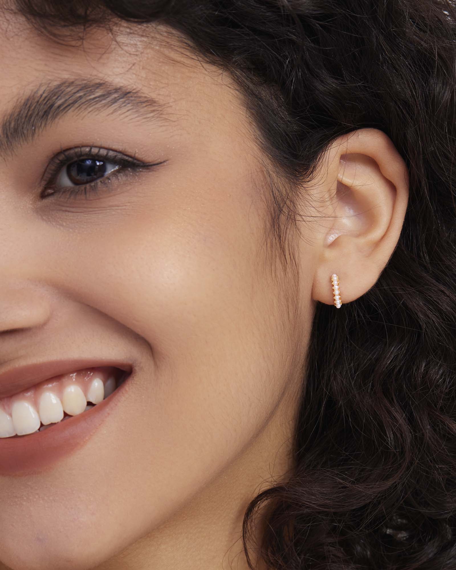 Pearl Gold Huggie Earrings - Miwanna