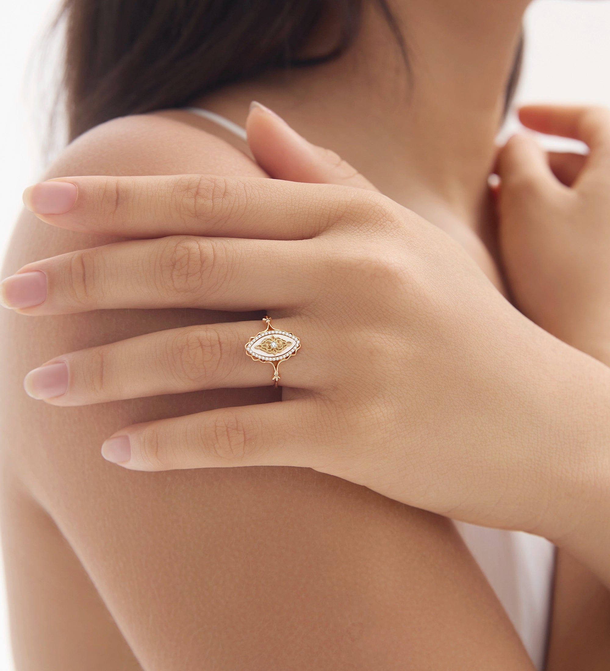Mother of Pearl Ring Vintage- Miwanna