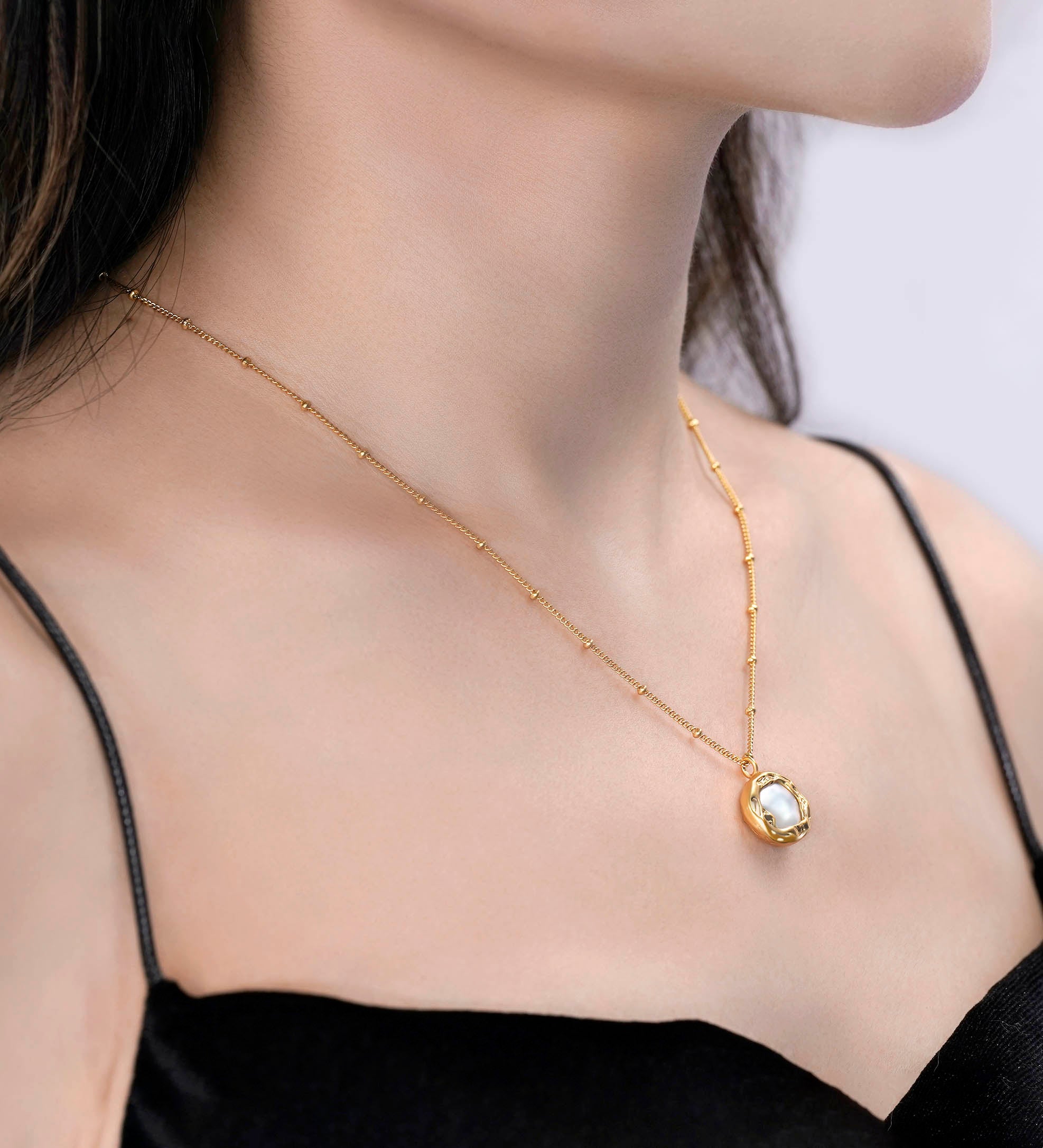 Baroque Pearl Necklace - Miwanna