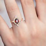 Garnet Ring Vintage - Miwanna