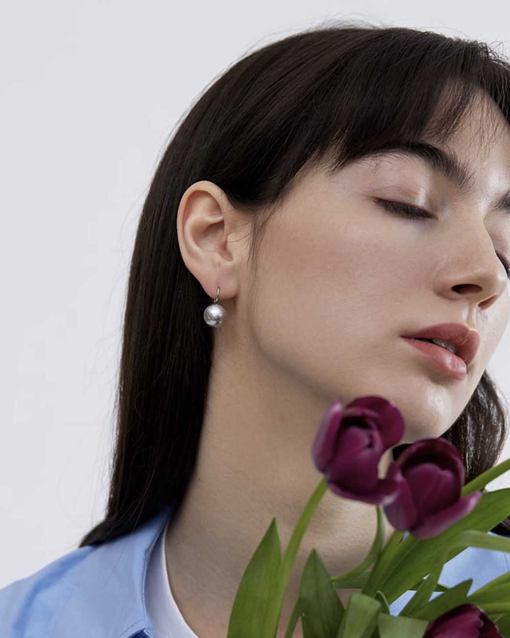 Gray Pearl Earrings In Silver