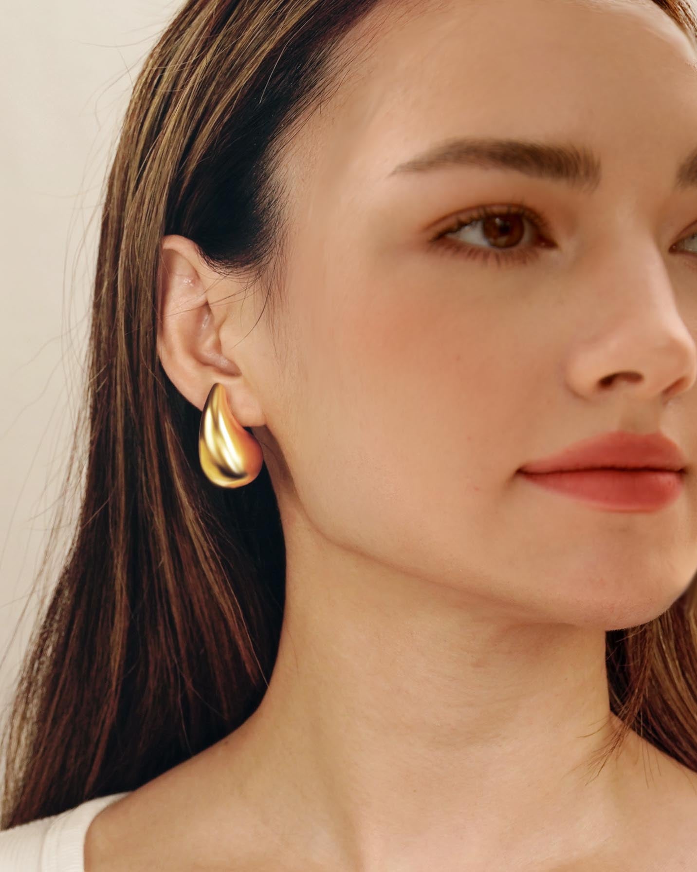 Gold Teardrop Earrings - Miwanna