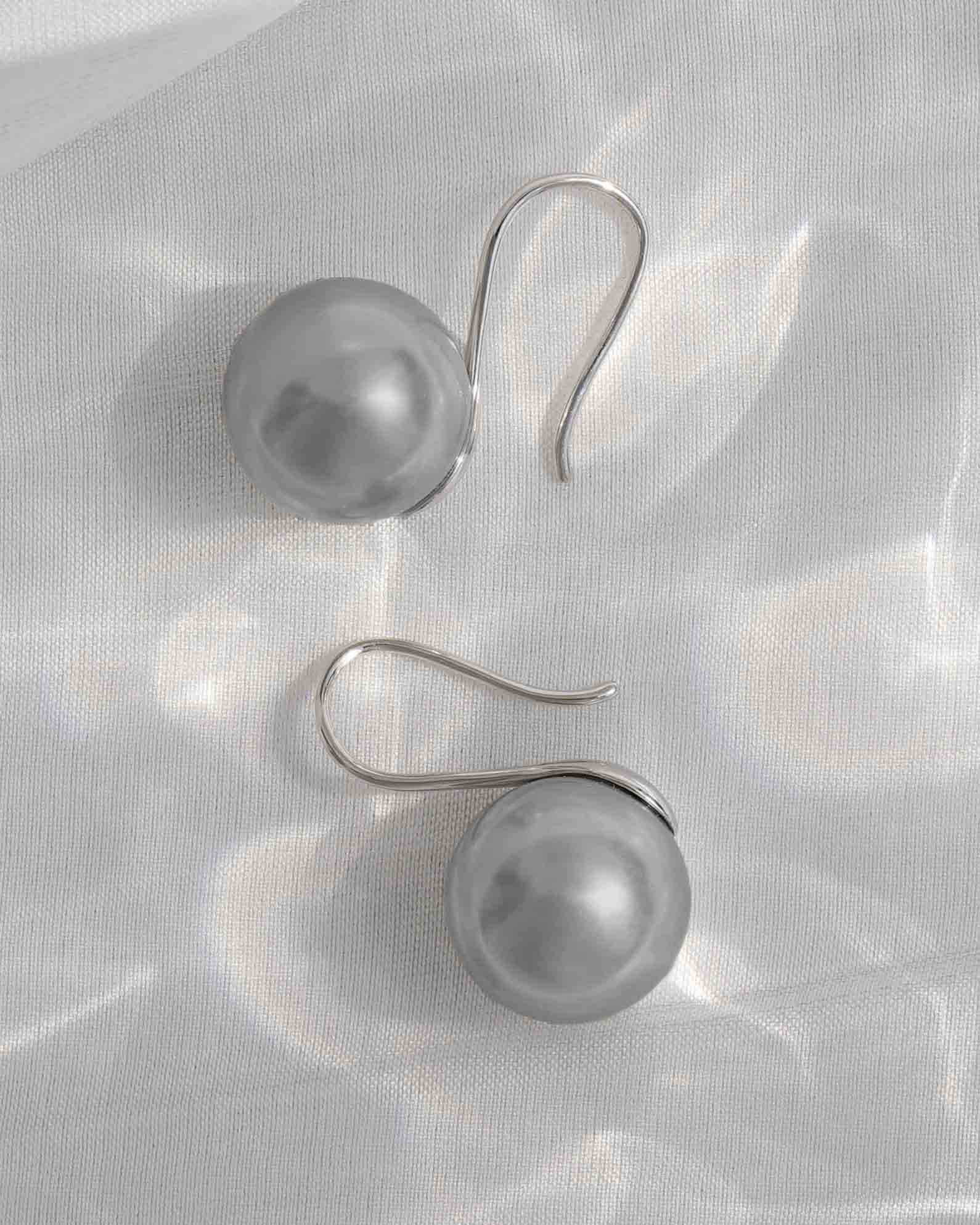 Gray Pearl Earrings In Silver